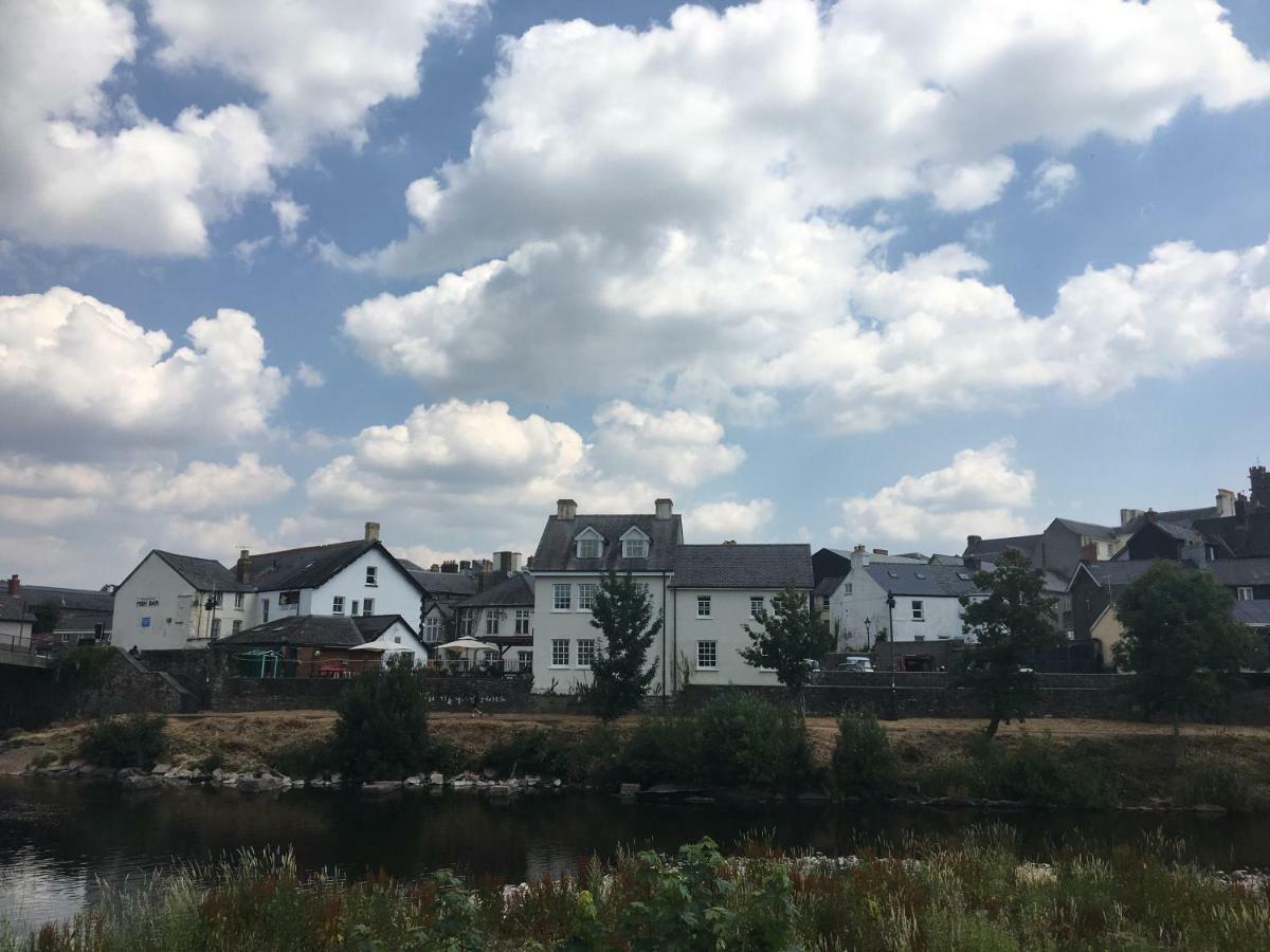 Riverside Брекон Экстерьер фото